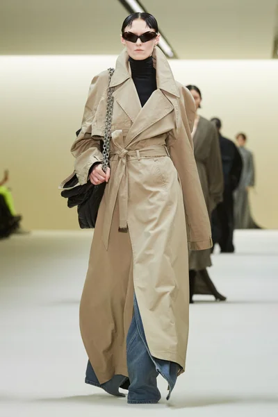 Look 18